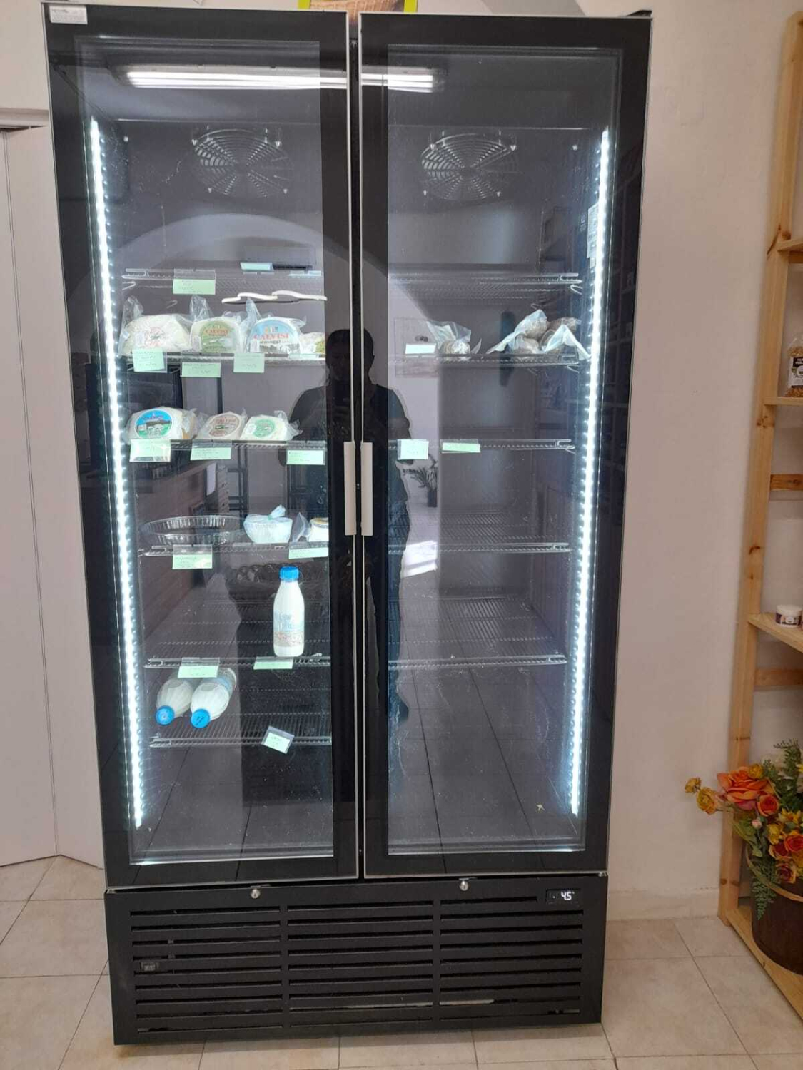 Vetrina Frigo Bevande Doppia Porta Full Black - Elegante E Spaziosa Per Horeca - Foto 5